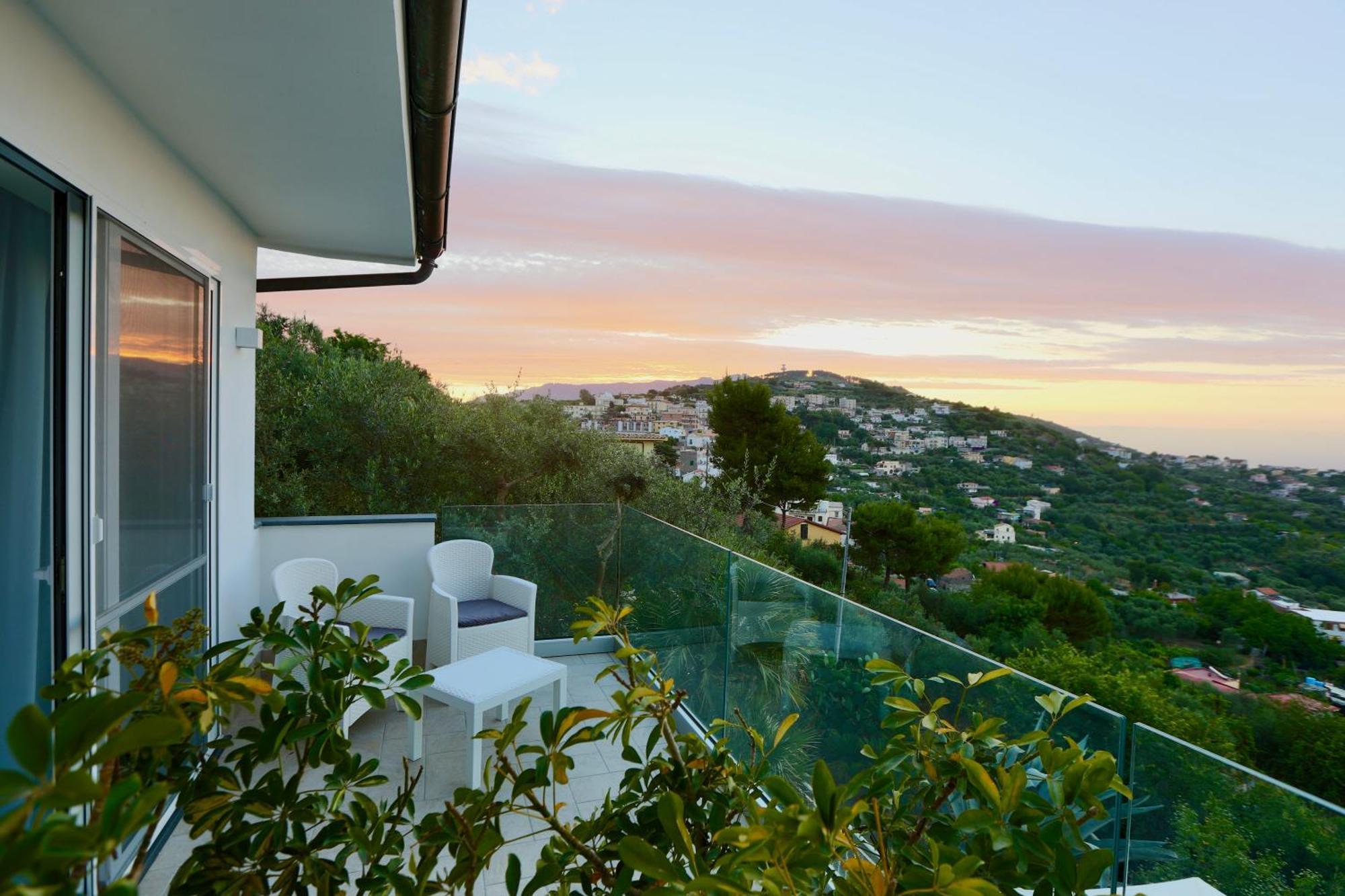 Villa Grusone Sant'Agata sui due Golfi Eksteriør billede